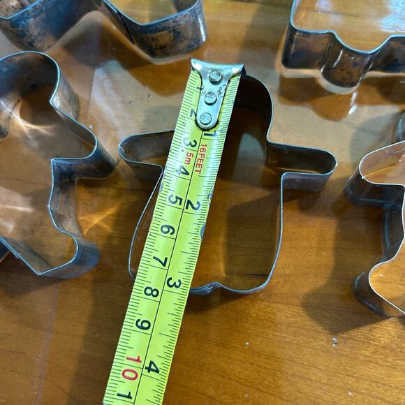 Vintage Gingerbread Family Cookie Cutters Set of 5 – Tin Man & Woman Cutters - Picture 12 of 16